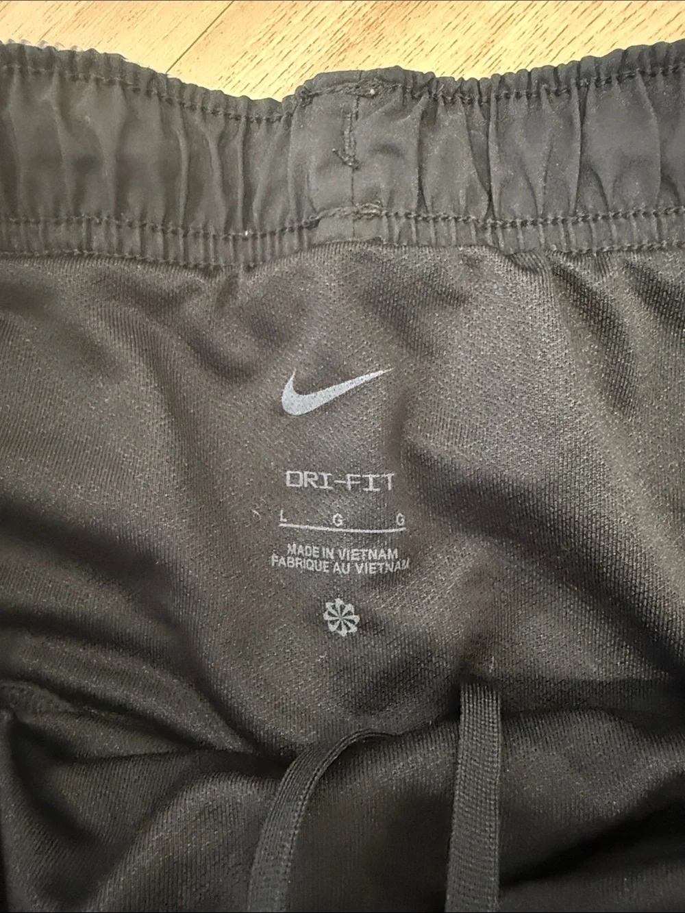Nike Black & Gray Wave-Print Athletic Running Shorts